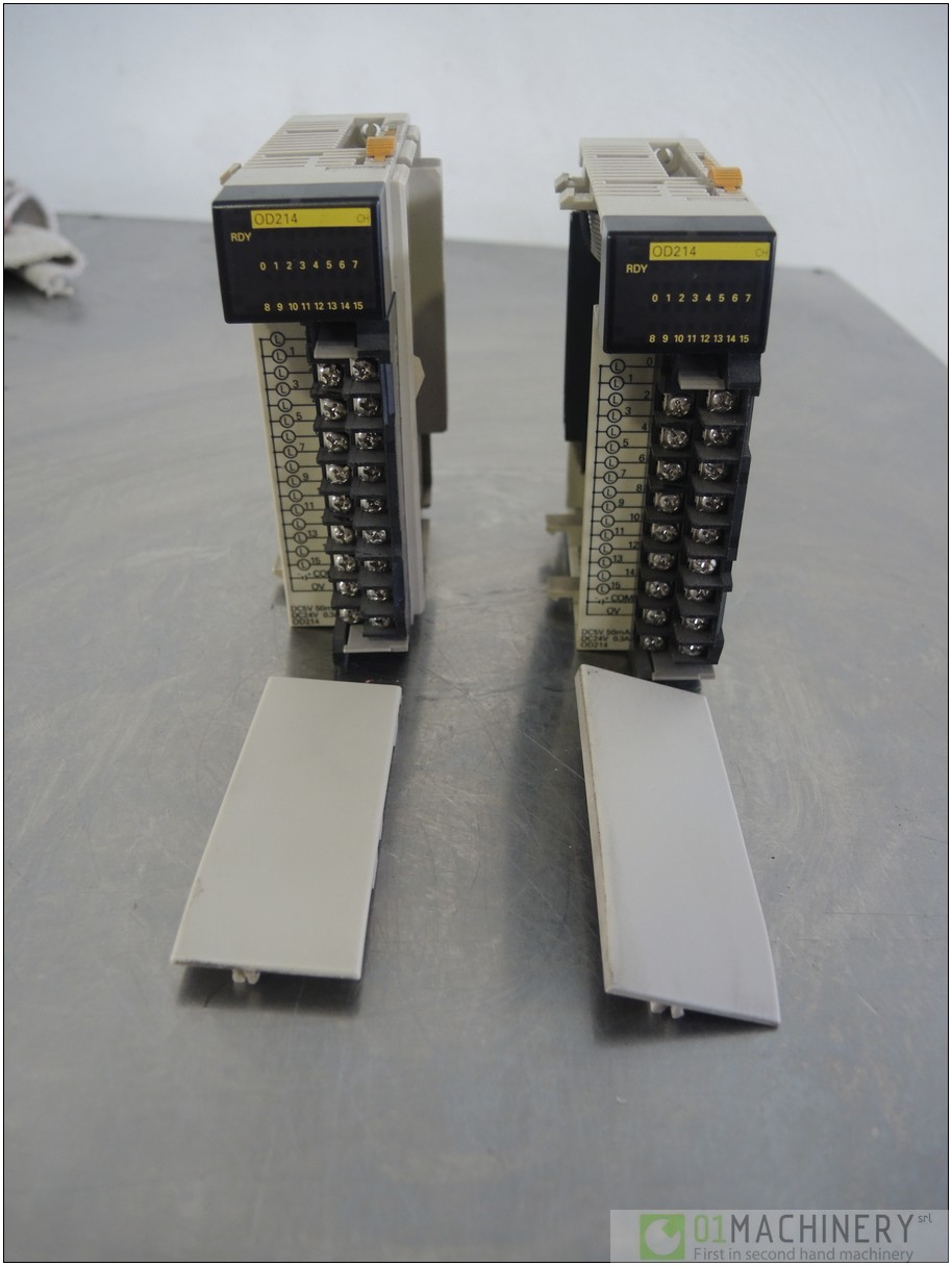 Usato 1998 OMRON CQM1-OD214 AI1573