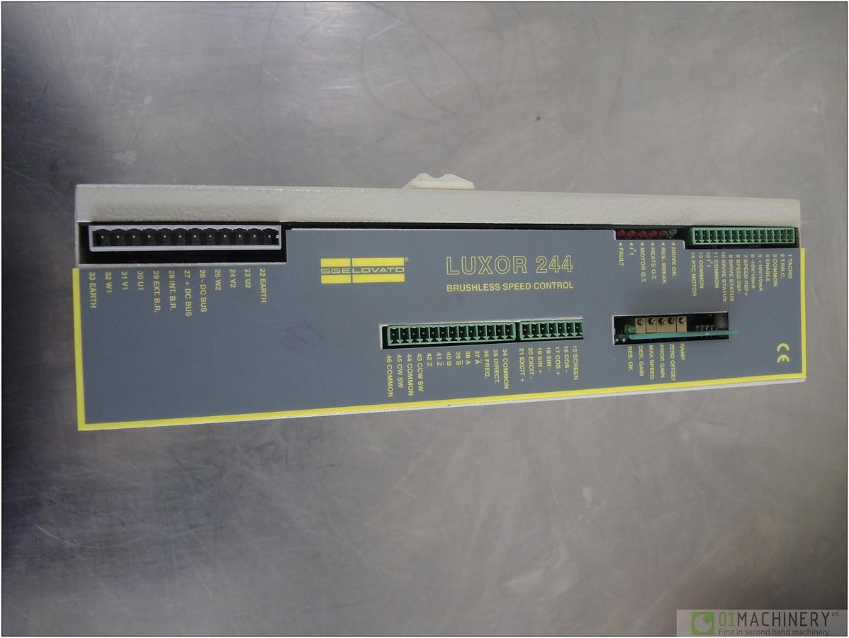 Used 2002 HDT LUXOR 244 4/8 AI2103