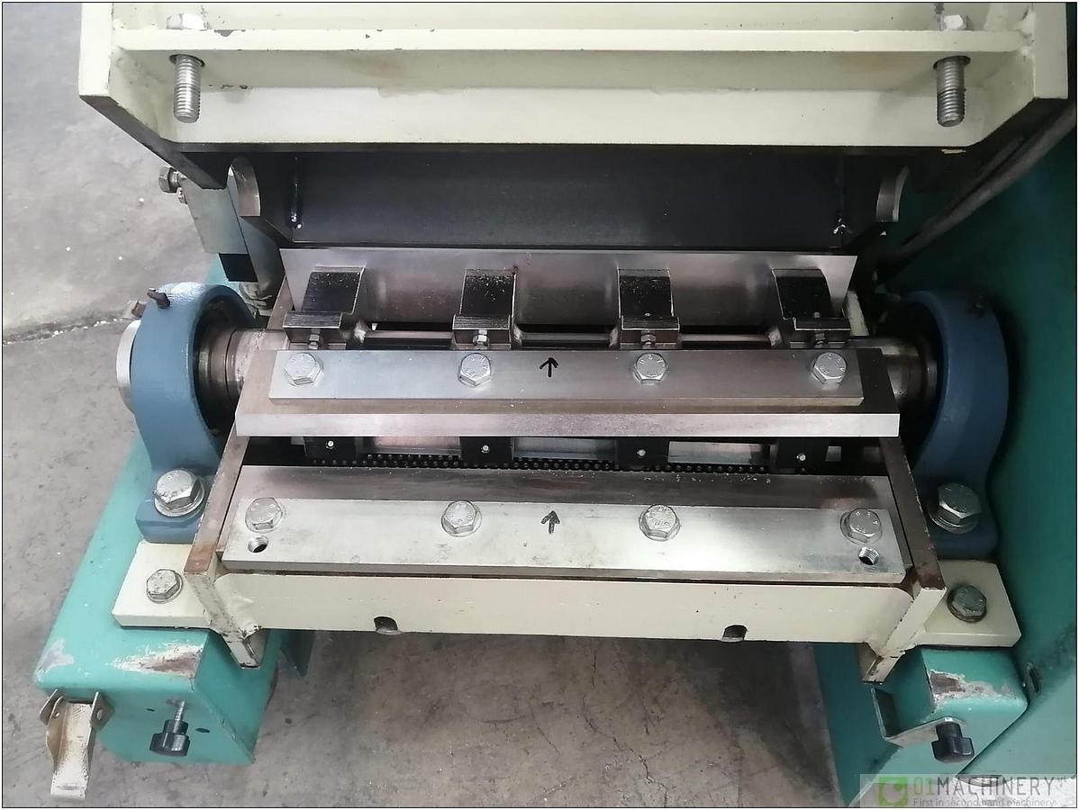 TRIA 40-20/BL-T