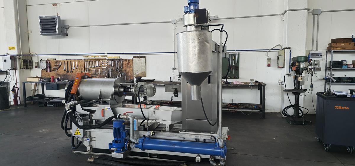 2006 P.R.T. SERVICE & INNOVATION WF600