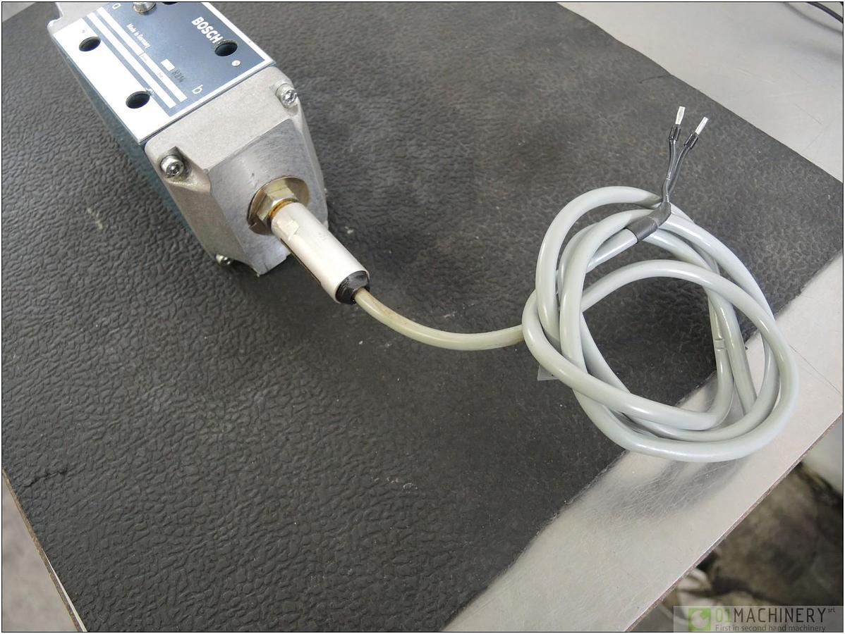 1995 BOSCH 0 810 001 246