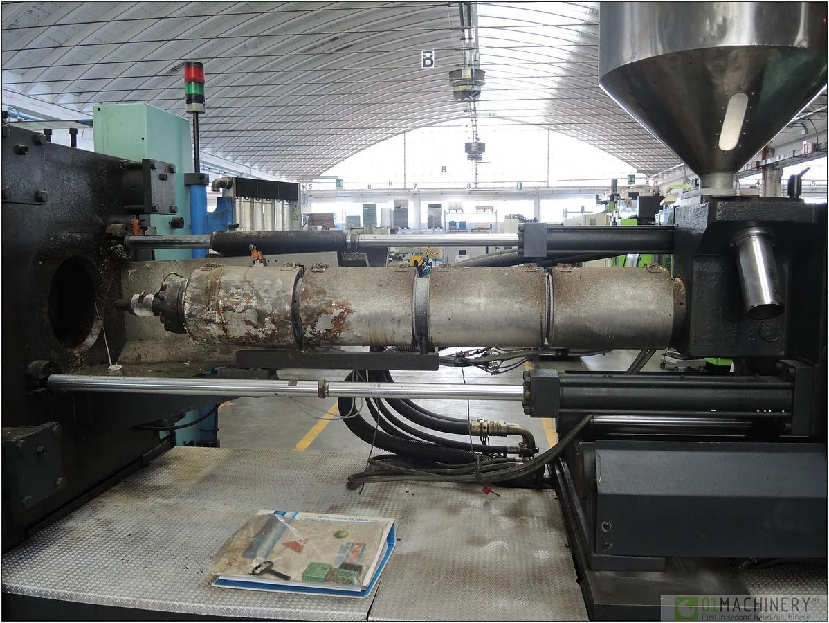 2002 PLASTIC METAL UNIKA 220