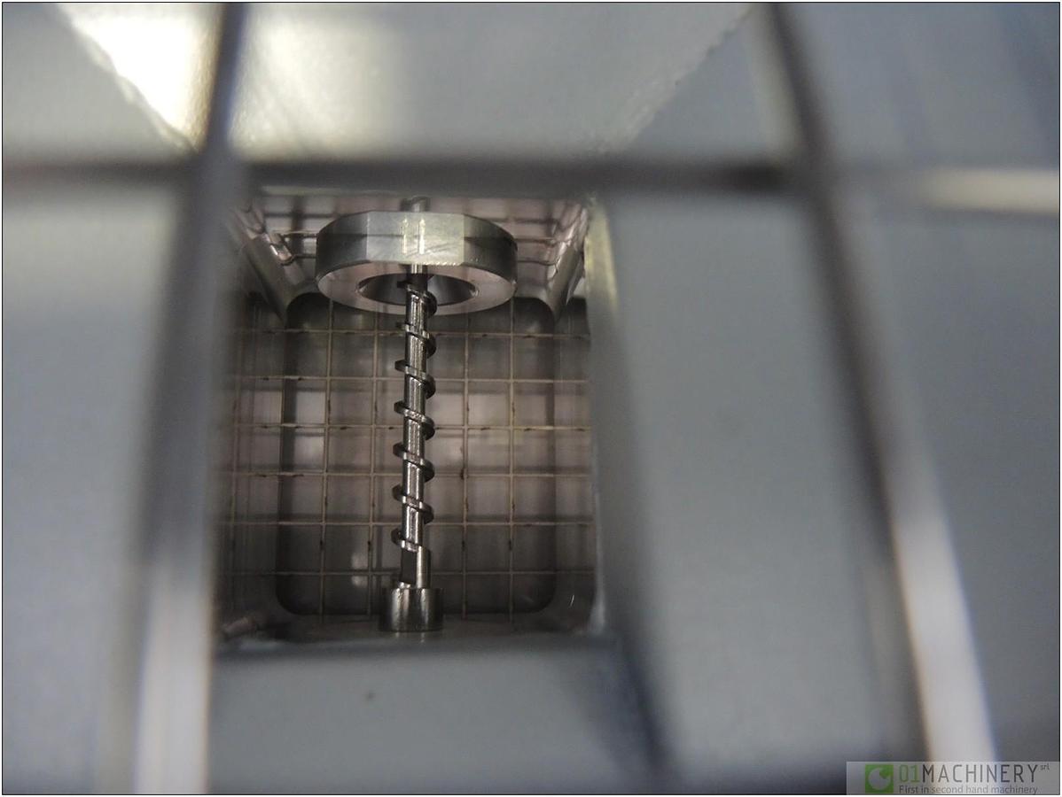 2013 PLASTIC SYSTEM DM10