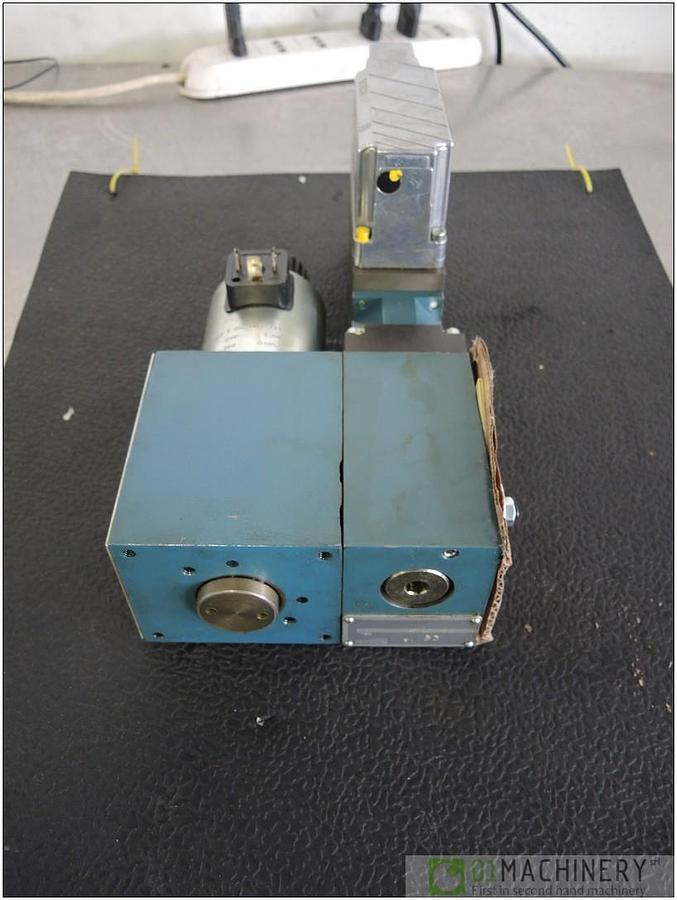 1999 BOSCH 0 811 402 168