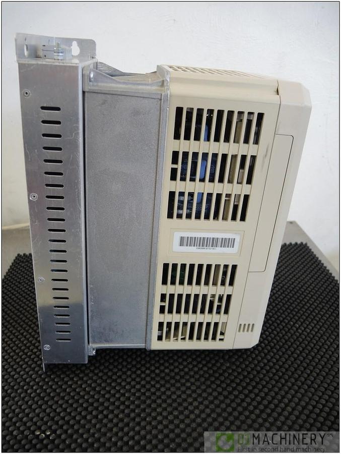  YASKAWA CIMR- P5C44P0