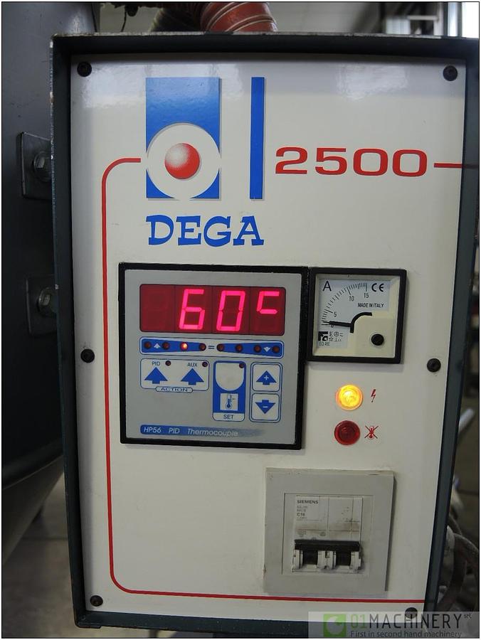2005 DEGA 2500