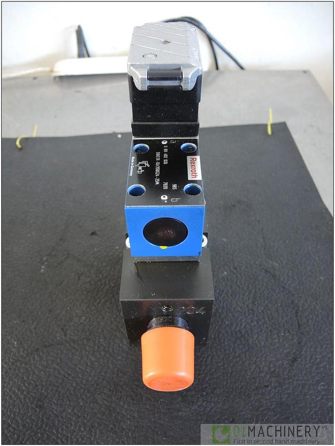 REXROTH 0 811 402 035