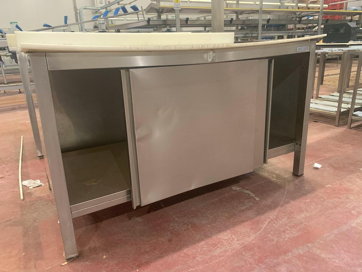 Usato TAVOLO ARMADIATO AL0888