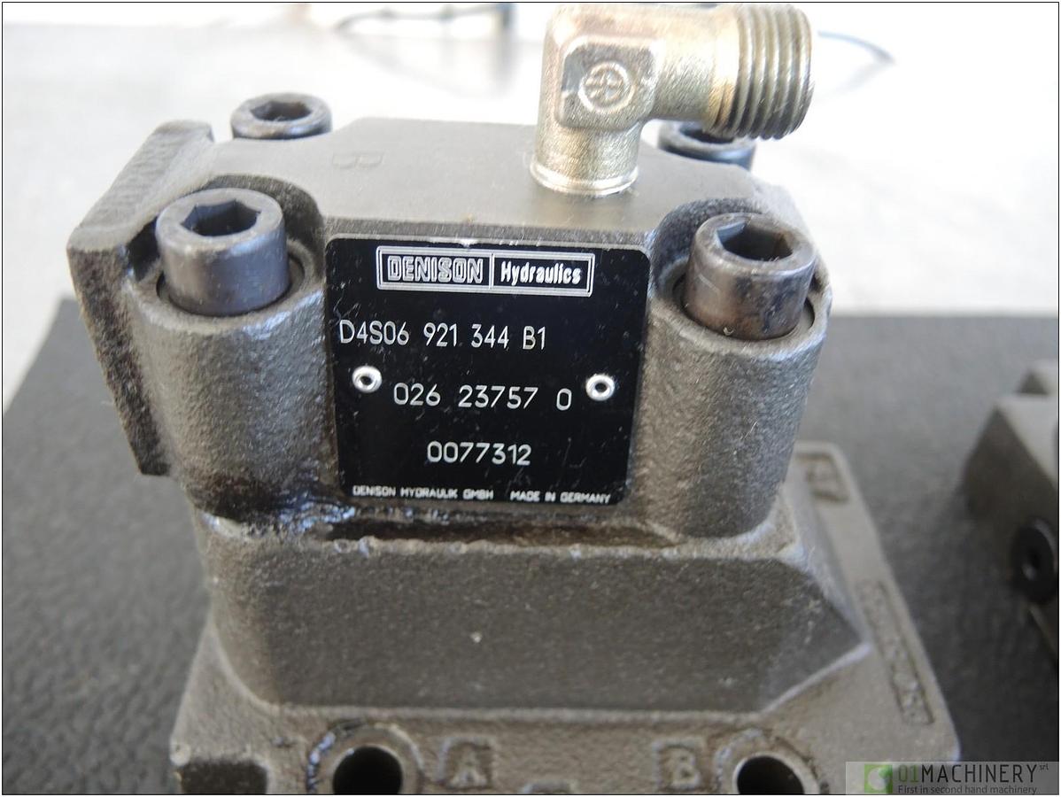 2000 DENISON D4S06921344B1
