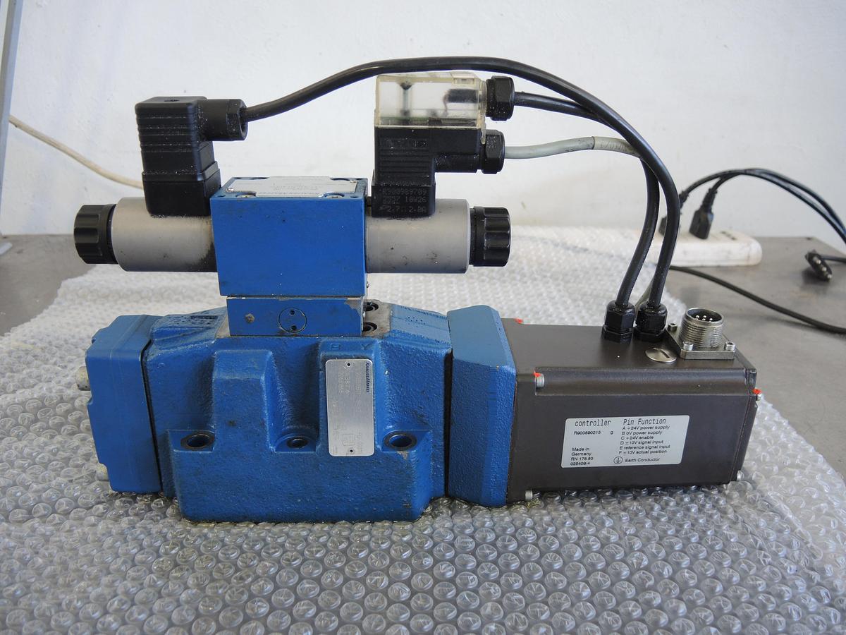 Used 2010 KRAUSS MAFFEI R900973377 AI2426