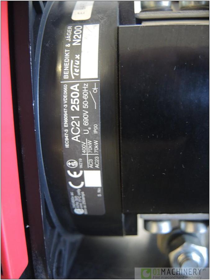 2001 TELUX N200 AC21 250A