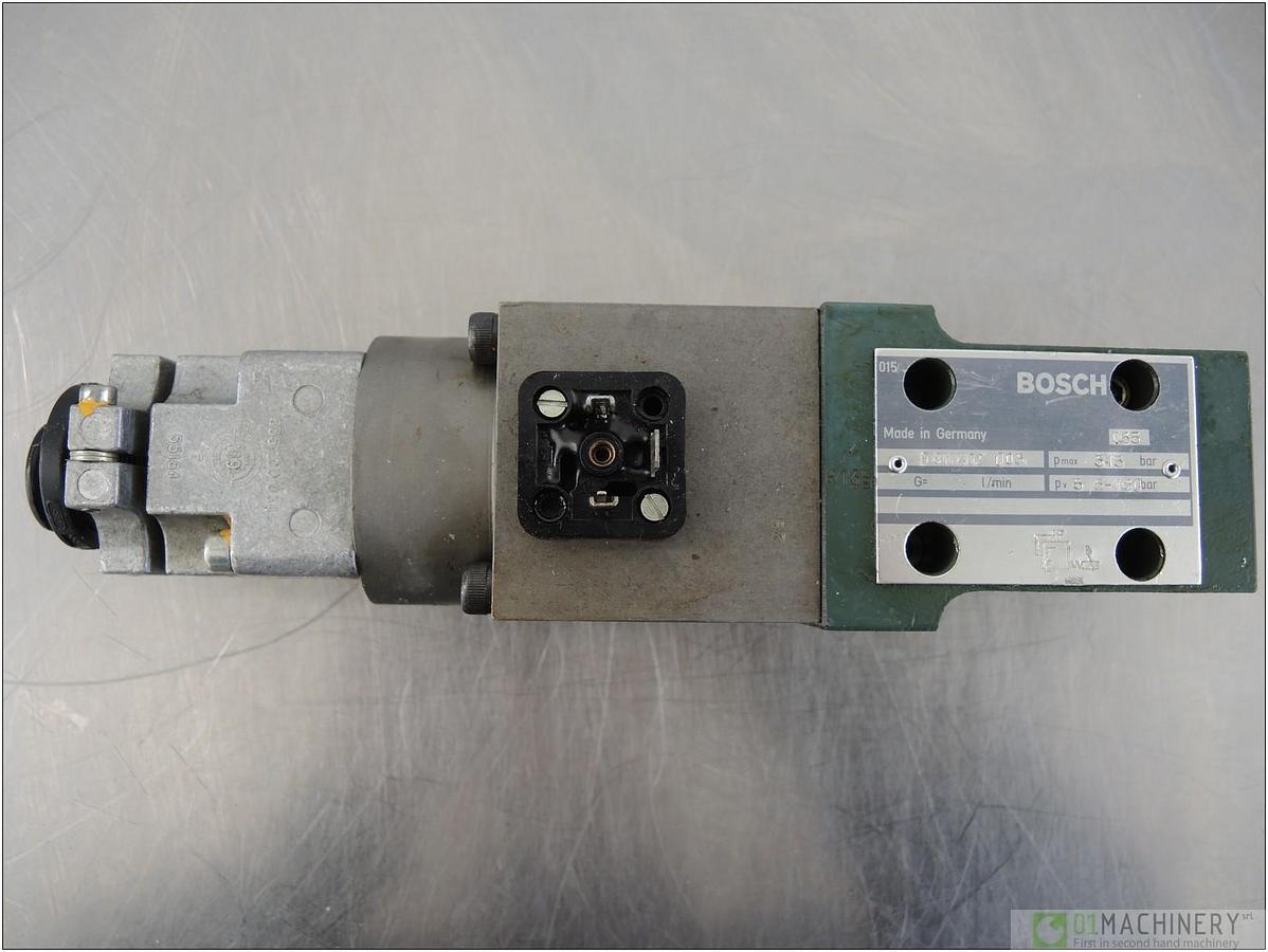 2010 BOSCH 0 811 402 003