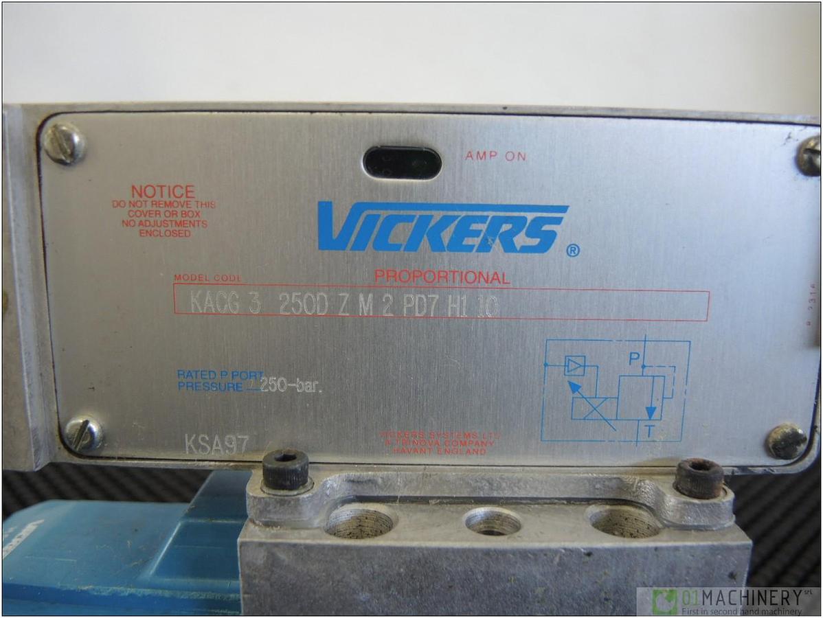VICKERS KAGC3250DZM2PD7H110