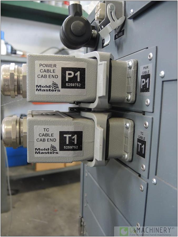 2016 MOLD MASTER M2XS-12