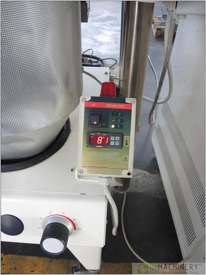 2001 MORETTO D205
