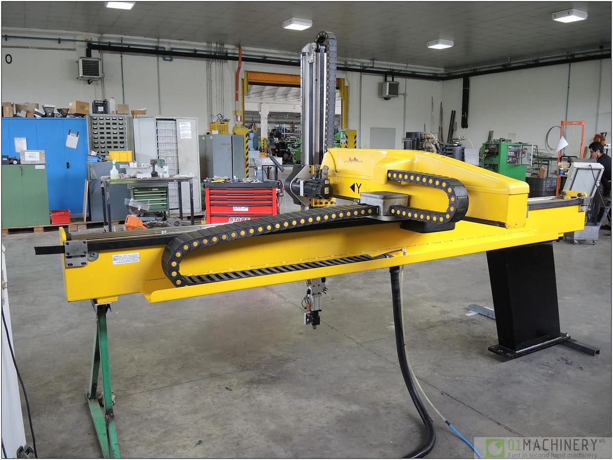 Used 2004 TECNOMATIC Large CNC AI2997