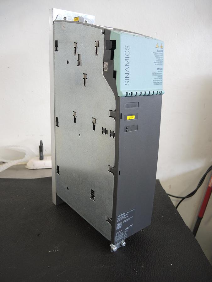 Used 2009 SIEMENS 6SL3126-1TE23-0AA3 AI2540