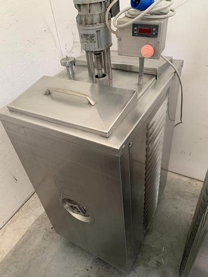 MARK TA 100