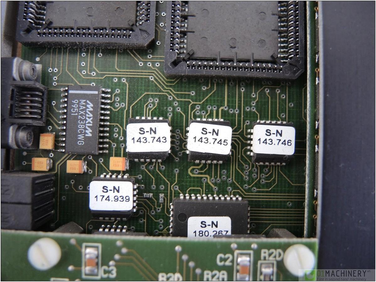 2000 ARBURG 709