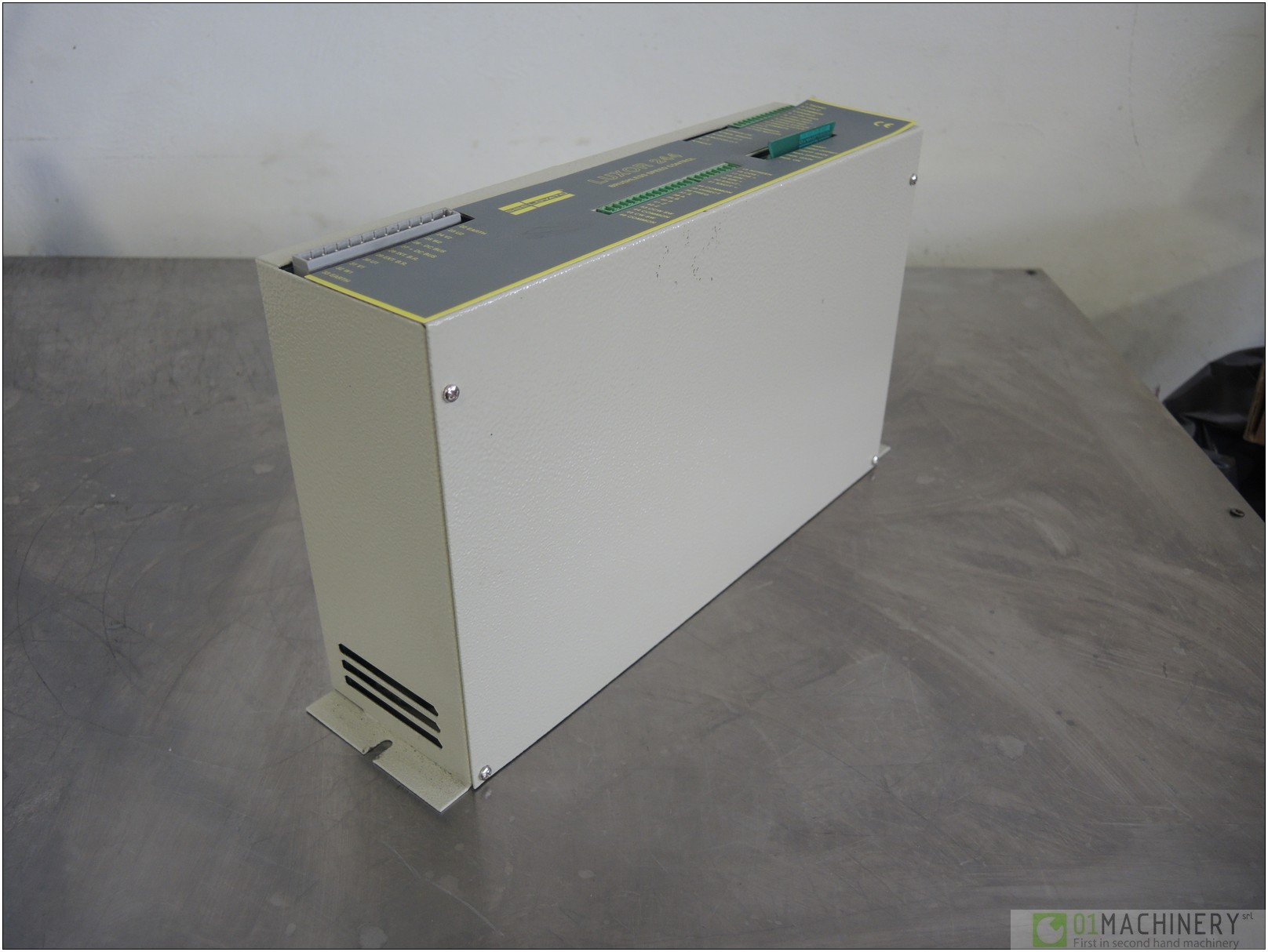 Used 2002 HDT LUXOR 244 4/8 AI2103