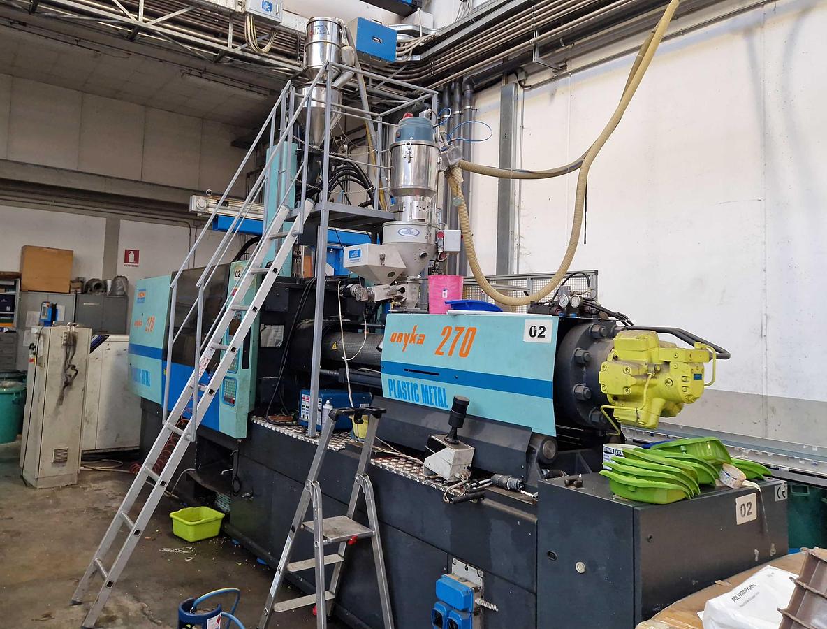 Used 2003 PLASTIC METAL Unyka 270 T.V. IN0713