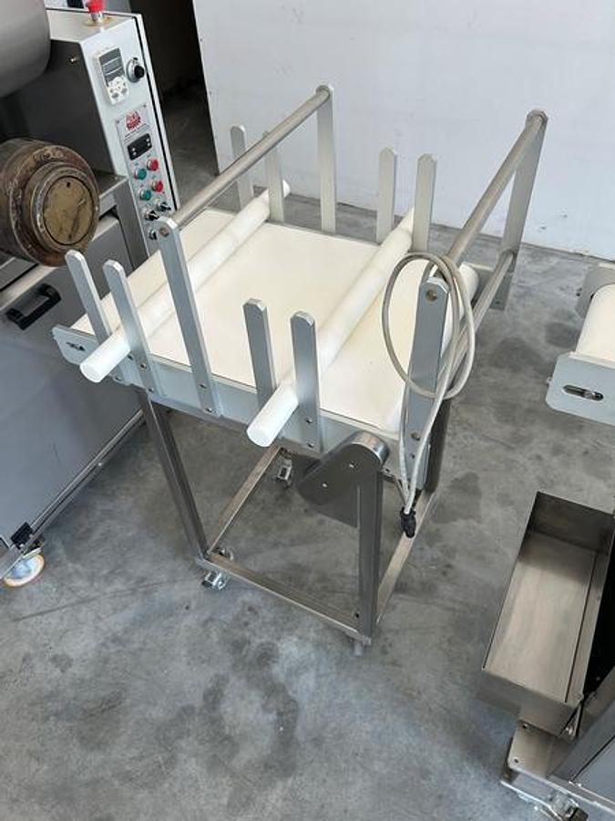 Usato linea pasta fresca ripiena pastorizzata