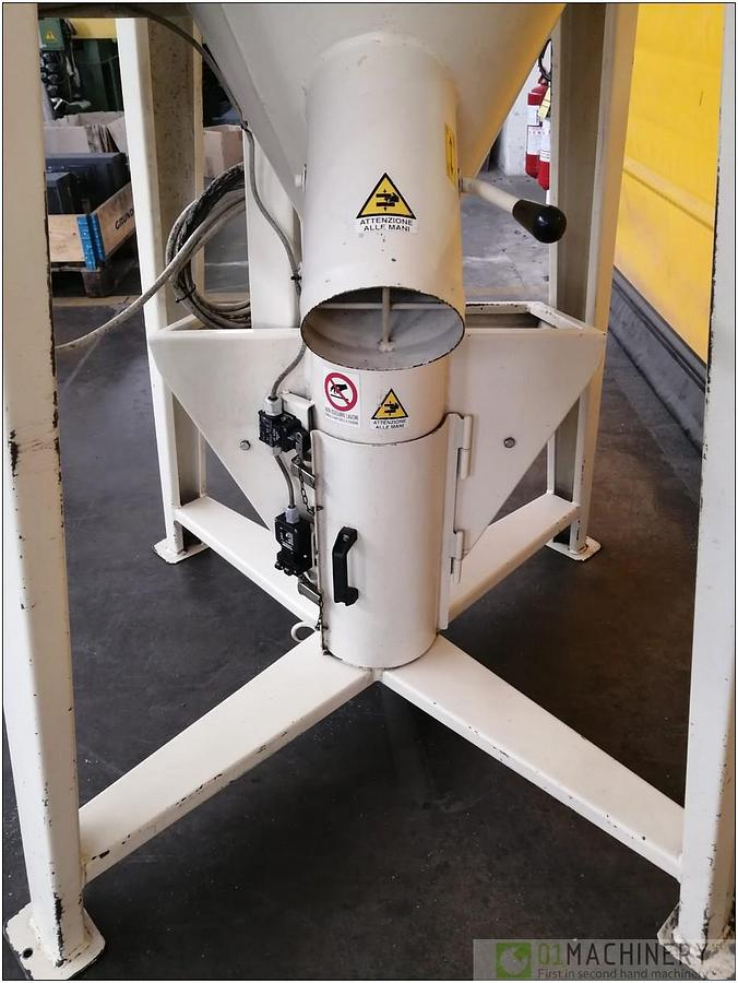 2002 MORETTO M500