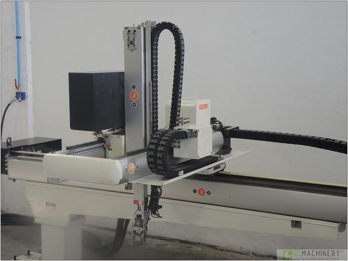 Used 2002 STAR TW - 800HMIIU AI0472