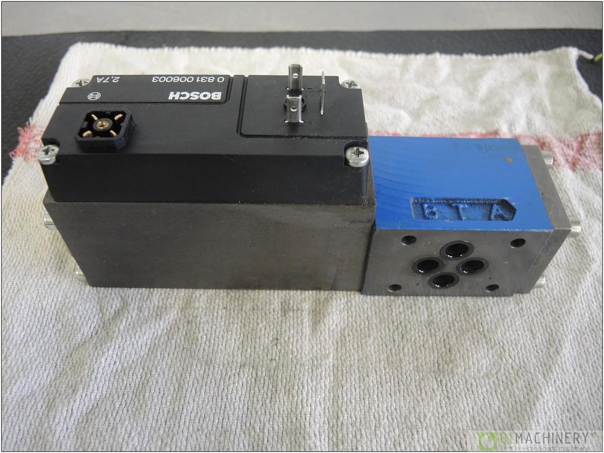 BOSCH 0 811 404 163