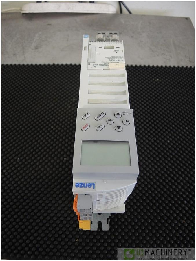  LENZE E82EV152_4C