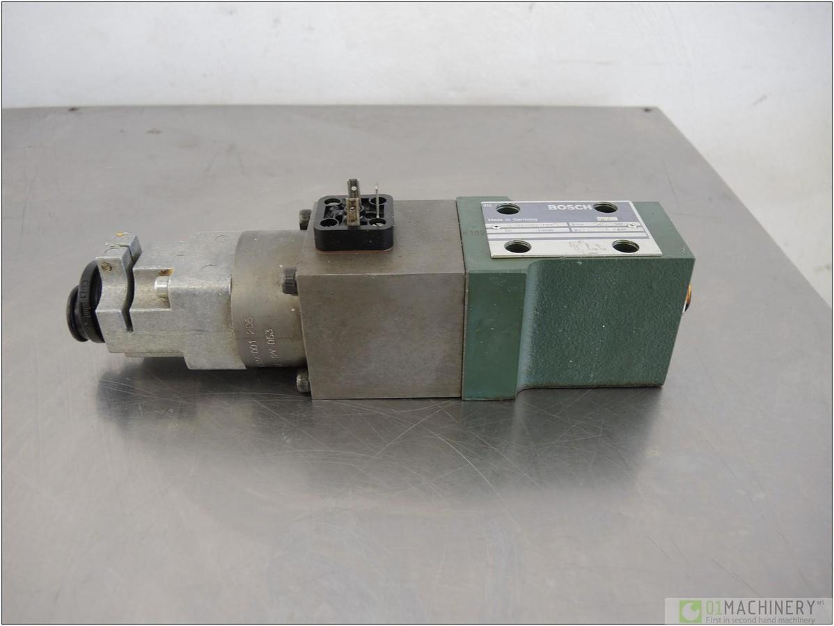 2010 BOSCH 0 811 402 003