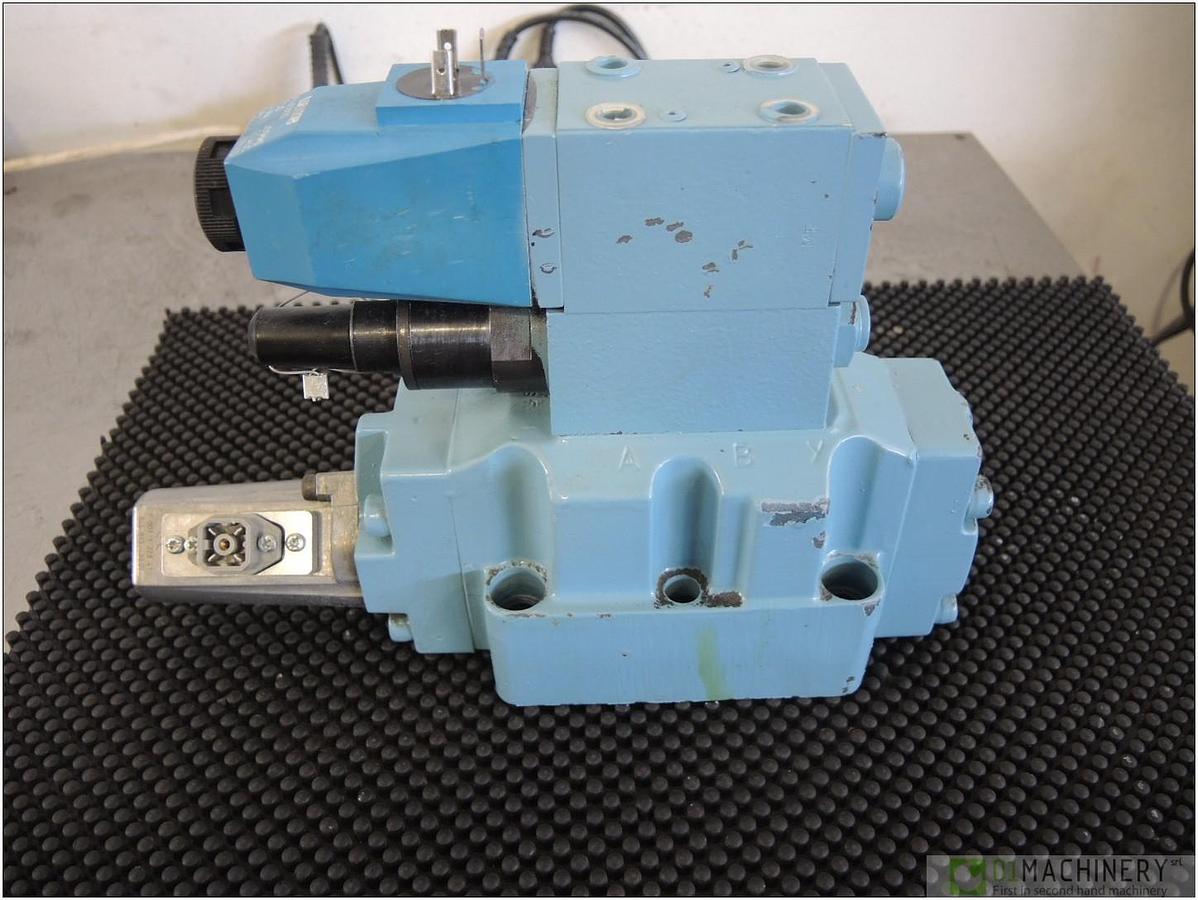 VICKERS KFDG5V72C150N85EXVMU