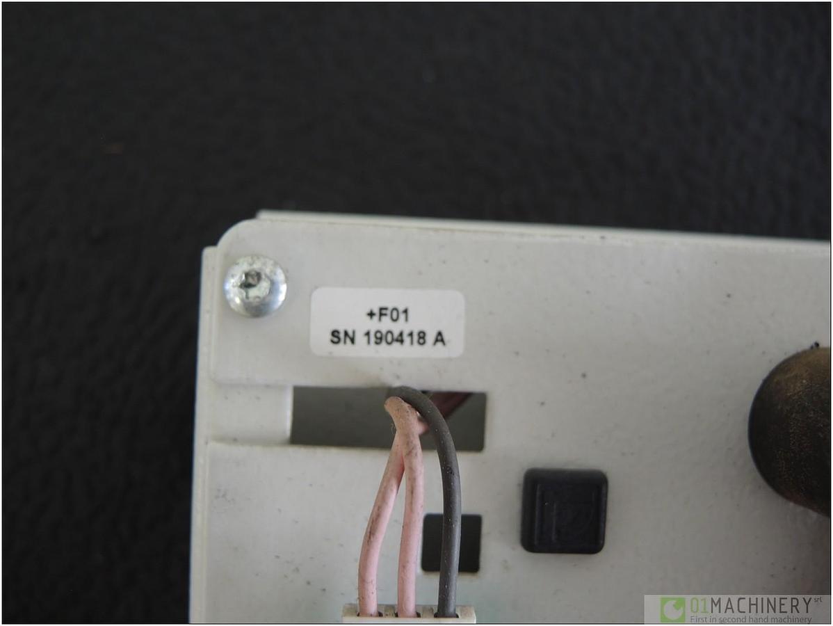 1999 ARBURG SN 190418 A +F01