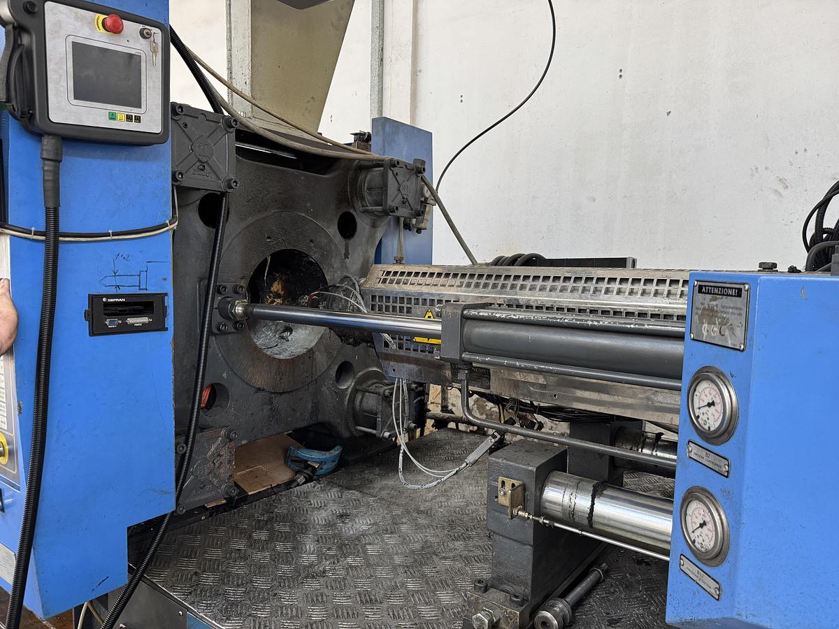 2008 HAITIAN HTF 280