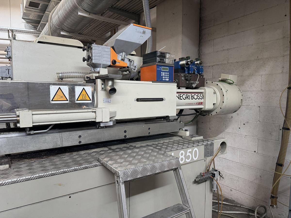 2011 NEGRI BOSSI VJ210