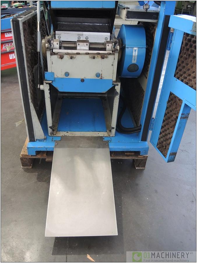 Usato 2004 MECCANOPLASTICA CBS 25/40 AI2176