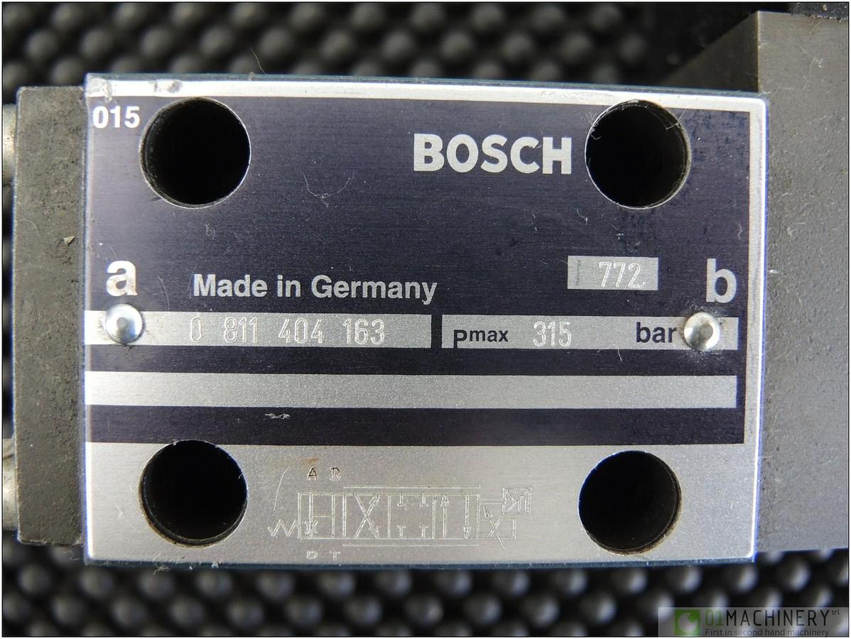  BOSCH 0 811 404 163