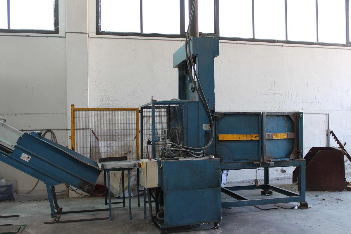 1998 GAMAN SRL TG40