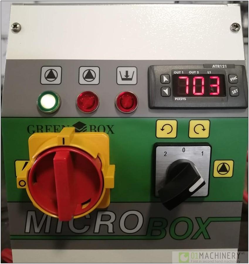 2012 GREEN BOX MICROBOX NEW