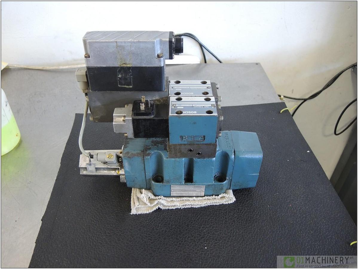  BOSCH 0 811 404 607