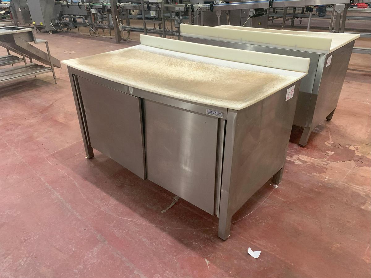 Usato TAVOLO ARMADIATO AL0888