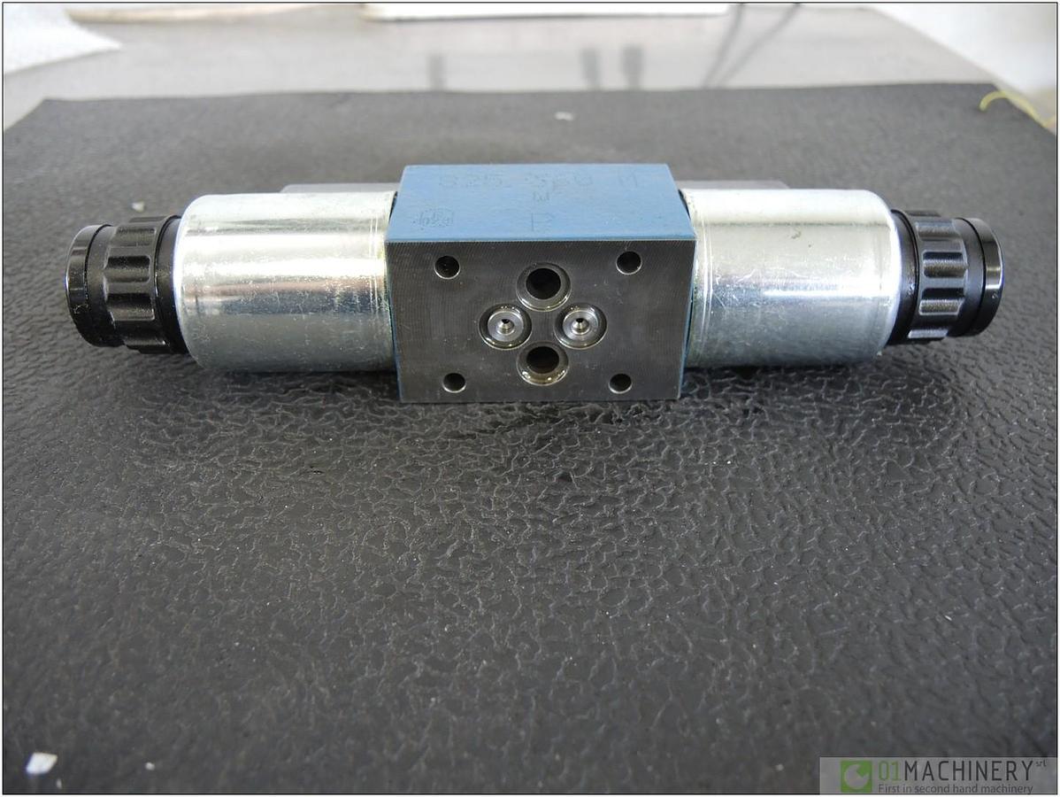 2011 REXROTH MNR: R900956101