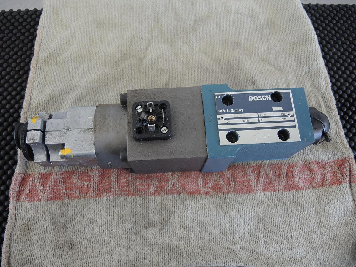 BOSCH 0 811 402 001