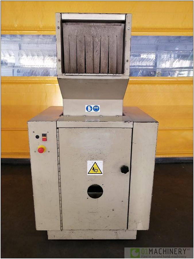 Used 1999 CUMBERLAND 3040N #AI2296