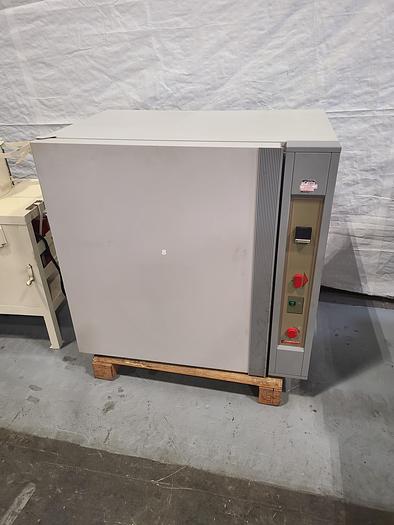 Used Carbolite  PIF200 Fan Convection Lab Oven