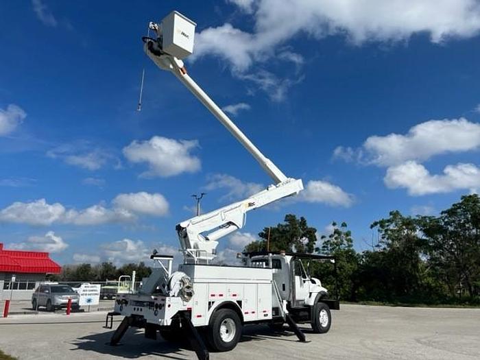 Used Altec AM55-E 60ft Over-Center Bucket Boom on 2009 International 7400 4x4 Utility Truck - C96023