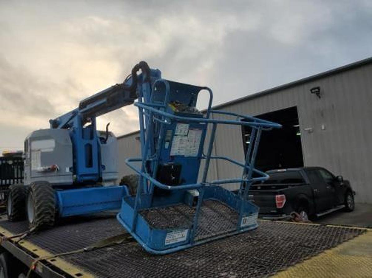 Used 2014 GENIE Z34/22IC
