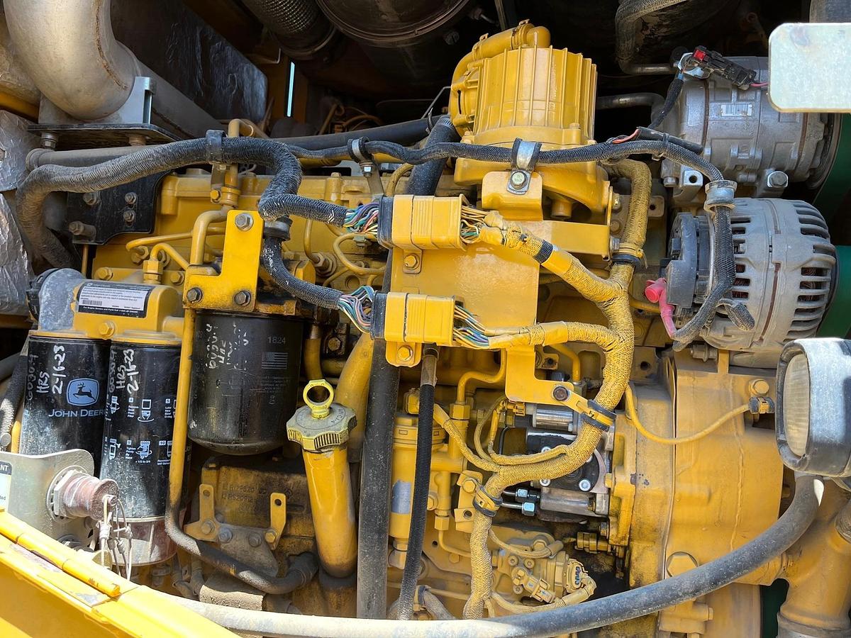 Used 2013 DEERE 644K