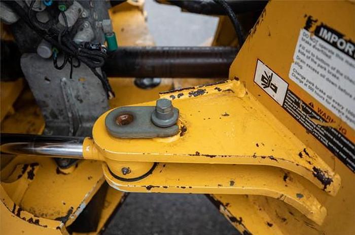 Used 2017 DEERE 544K