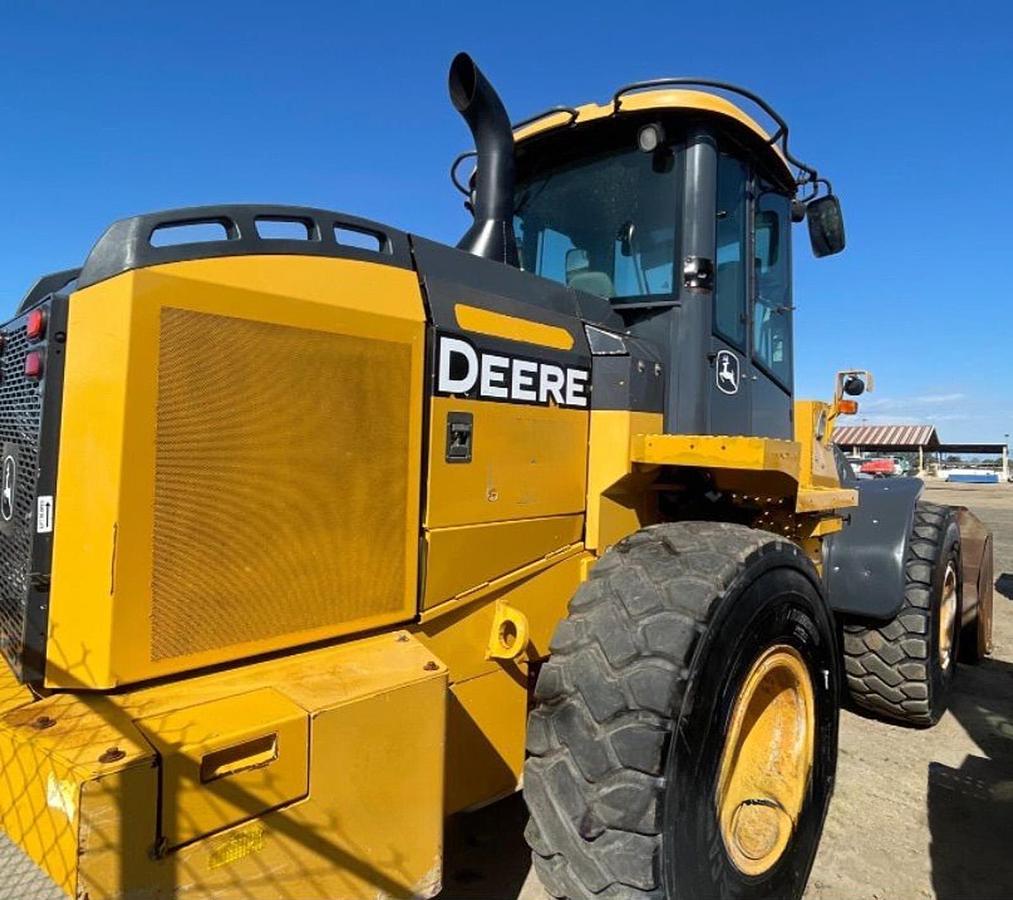 Used 2018 DEERE 544KII